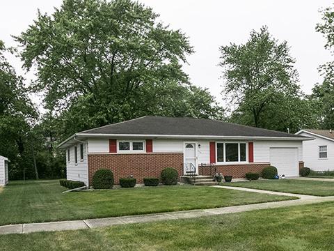 209 E Wilson St, Peotone, IL 60468 photo 2