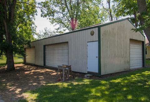 110 E Corbly St, Muncie, IL 61857 photo 3