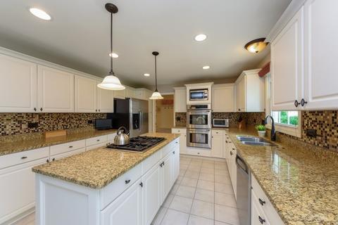 10 Willoughby Ct, Algonquin, IL 60102 photo 9