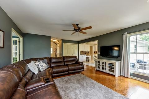 10 Willoughby Ct, Algonquin, IL 60102 photo 8