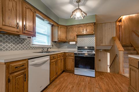 15156 Springfield Ave, Midlothian, IL 60445 photo 6