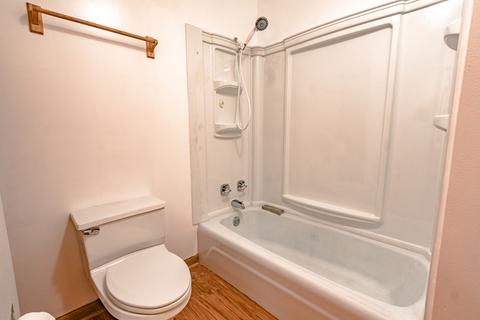 15156 Springfield Ave, Midlothian, IL 60445 photo 16