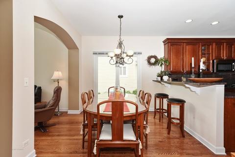 2425 Ridgewood Ct, Aurora, IL 60502 photo 11
