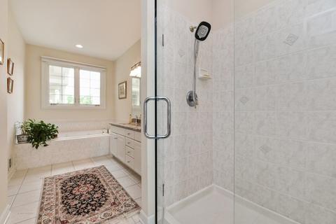 2425 Ridgewood Ct, Aurora, IL 60502 photo 16