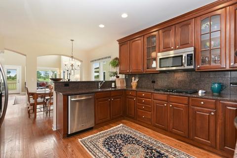 2425 Ridgewood Ct, Aurora, IL 60502 photo 6