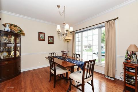 2425 Ridgewood Ct, Aurora, IL 60502 photo 9