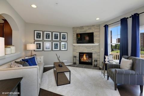1175 Colfax Ave, Des Plaines, IL 60016 photo 4