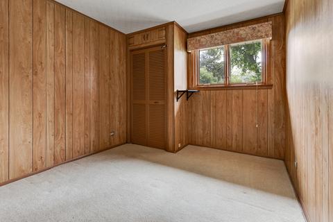 927 S 3rd Ave, Des Plaines, IL 60016 photo 20