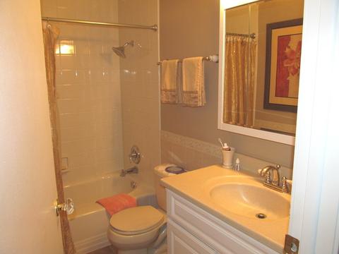 1506 Evergreen St, Holiday Hills, IL 60051 photo 18