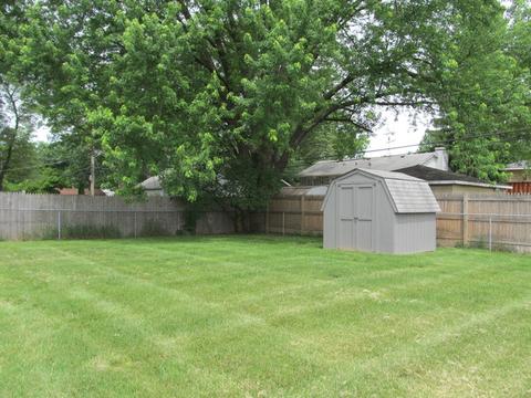 1506 Evergreen St, Holiday Hills, IL 60051 photo 7