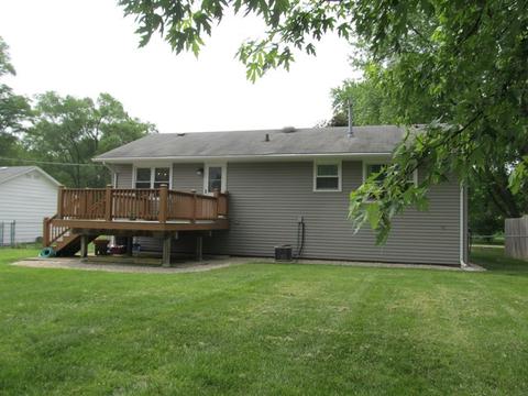 1506 Evergreen St, Holiday Hills, IL 60051 photo 4