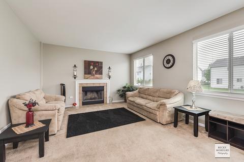 3904 Hoffman St, Plano, IL 60545 photo 5