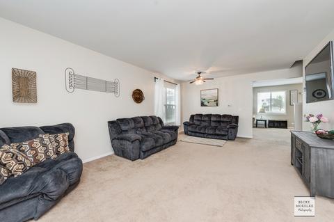 3904 Hoffman St, Plano, IL 60545 photo 3