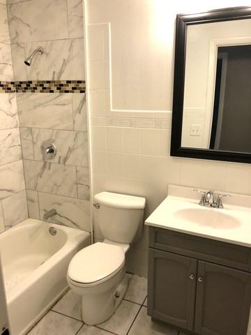 1250 Forest Ave, Aurora, IL 60505 photo 10