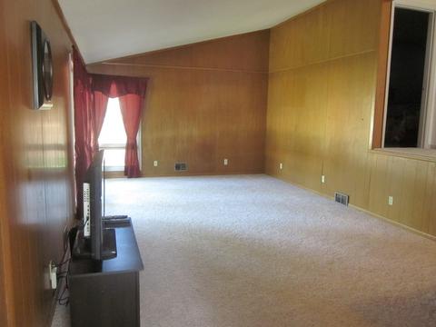 2122 14th St, Peru, IL 61354 photo 2