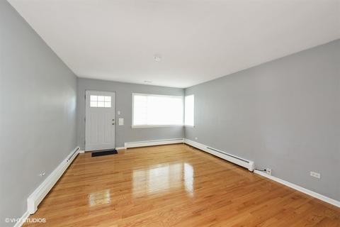 8716 44th St, Lyons, IL 60534 photo 2