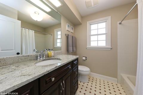 629 Arbor Ave, Wheaton, IL 60189 photo 19