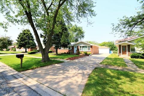 8204 S Ferdinand Ave, Bridgeview, IL 60455 photo 2