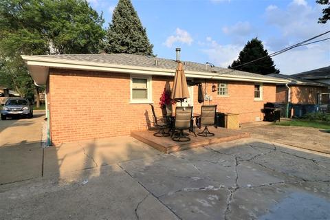 8204 S Ferdinand Ave, Bridgeview, IL 60455 photo 6
