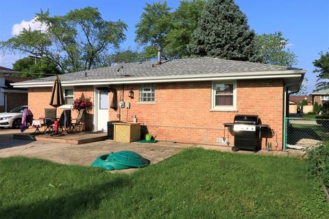 8204 S Ferdinand Ave, Bridgeview, IL 60455 photo 7