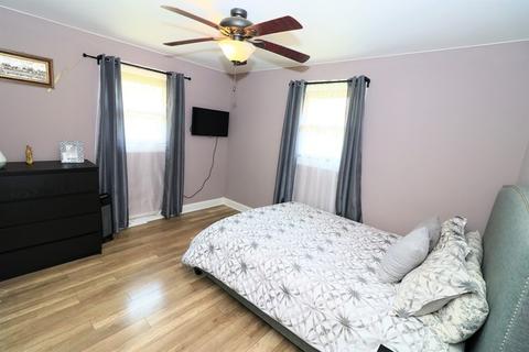 8204 S Ferdinand Ave, Bridgeview, IL 60455 photo 25