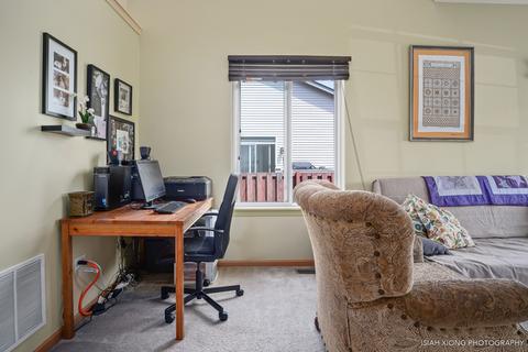 3113 Hoffman St, Plano, IL 60545 photo 4