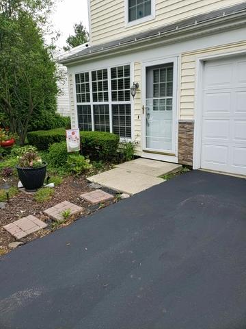 1671 Pebble Beach Cir, Elgin, IL 60123 photo 1