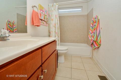 8530 S Normal Ave, Chicago, IL 60620 photo 9