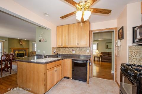 5647 N Ozark Ave, Chicago, IL 60631 photo 4