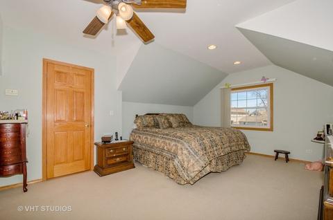 5647 N Ozark Ave, Chicago, IL 60631 photo 10
