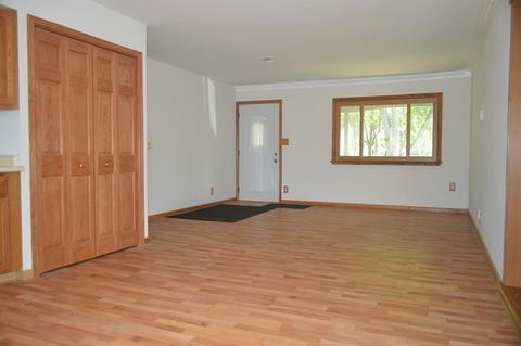 7 E Oltendorf Rd, Streamwood, IL 60107 photo 8