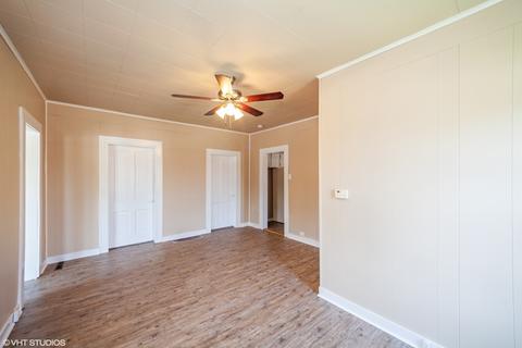 2103 4th St, Peru, IL 61354 photo 12