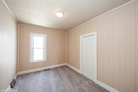 2103 4th St, Peru, IL 61354 photo 16