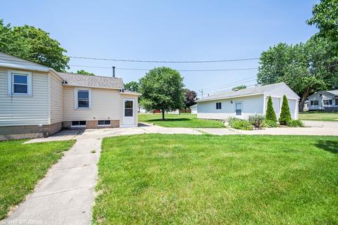2103 4th St, Peru, IL 61354 photo 3