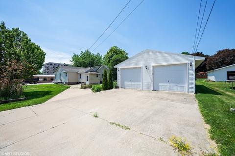 2103 4th St, Peru, IL 61354 photo 4
