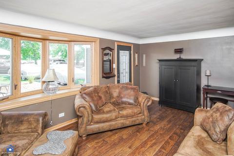 8255 State Rd, Burbank, IL 60459 photo 15