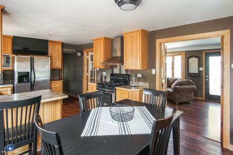 8255 State Rd, Burbank, IL 60459 photo 4