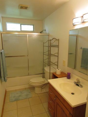 844 Post Ln, Streamwood, IL 60107 photo 13