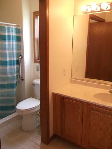 906 31st St, Peru, IL 61354 photo 32
