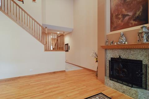 693 E Nerge Rd, Roselle, IL 60172 photo 6