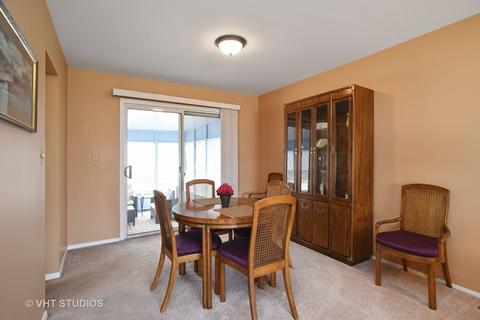 210 Canterbury Dr, Mchenry, IL 60050 photo 3