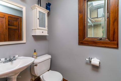6838 30th Pl, Berwyn, IL 60402 photo 10