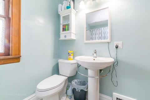 6838 30th Pl, Berwyn, IL 60402 photo 17