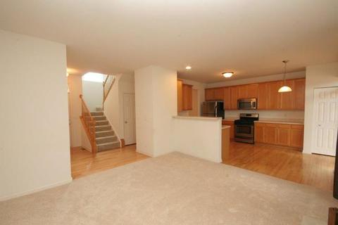 216 Longview Dr, Elgin, IL 60124 photo 4