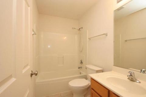 216 Longview Dr, Elgin, IL 60124 photo 15