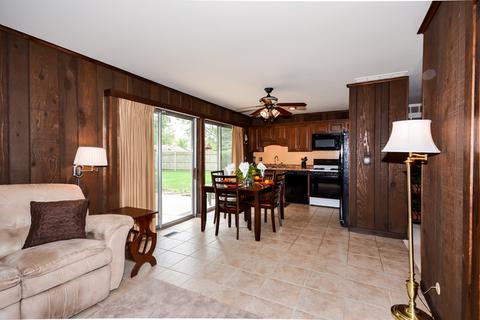 1261 Corley Dr, Elgin, IL 60120 photo 14