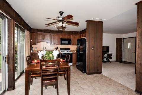 1261 Corley Dr, Elgin, IL 60120 photo 10