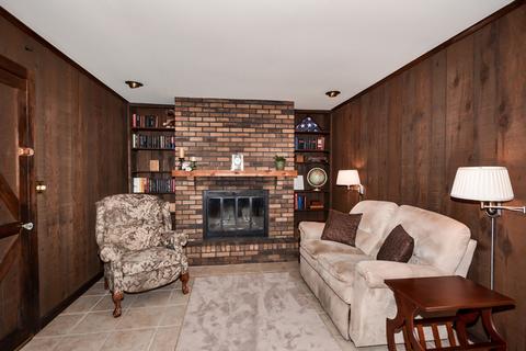 1261 Corley Dr, Elgin, IL 60120 photo 16