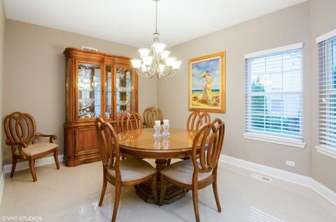 4121 Whitehall Ln, Algonquin, IL 60102 photo 12