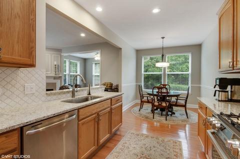4121 Whitehall Ln, Algonquin, IL 60102 photo 10